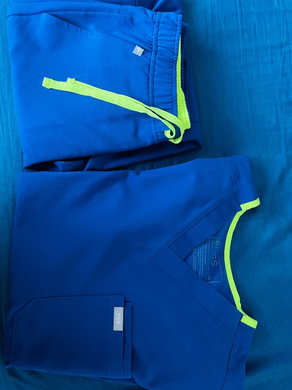 Figs Slim Electric Blue XS Set